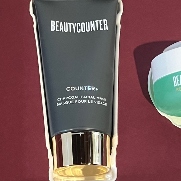 Beautycounter Clean Beauty Gift Box - Picture 3 of 5